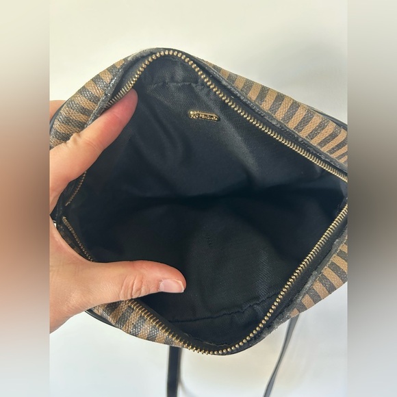 Vintage Fendi Crossbody Bag Striped canvas with leather crossbody strap - Picture 13 of 16